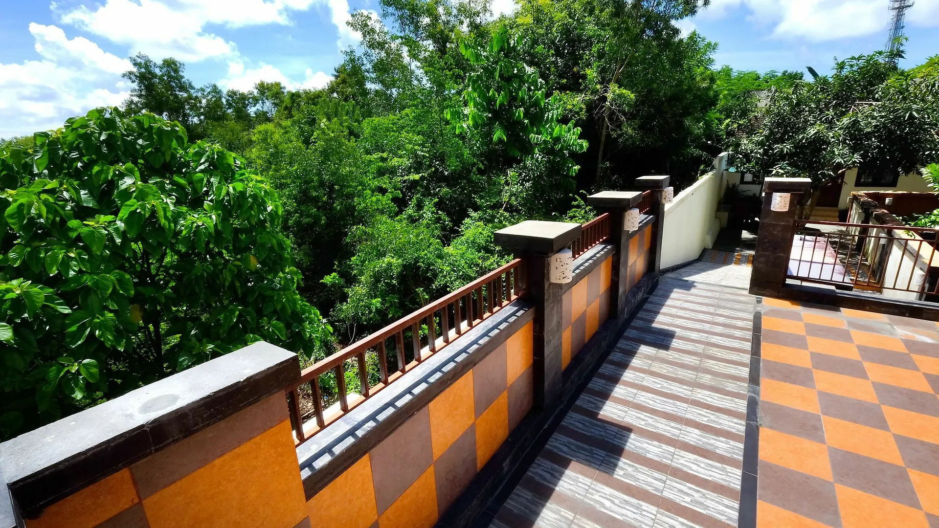 The Hill Ungasan Apartment Uluwatu  Homestay